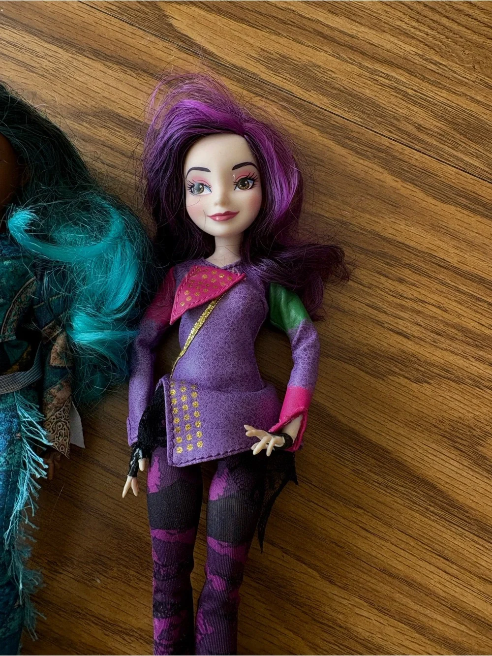 Ever After High Doll Lot of 4 Mattel Dolls w/ Original Outfits Clothing EAH